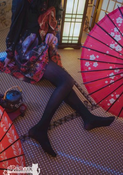 被好友侵犯的美人妻无码专区_HD日本电影在线